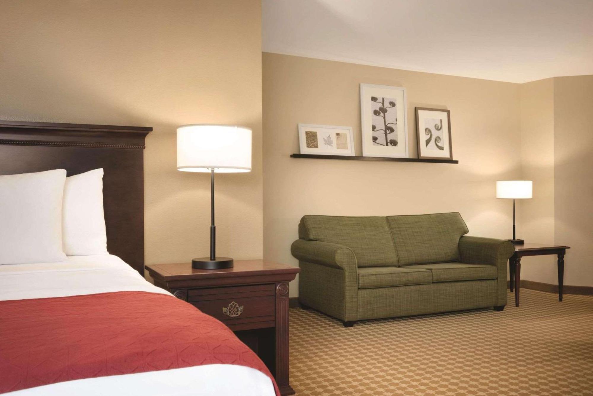 Country Inn & Suites By Radisson, Des Moines West, Ia Clive Εξωτερικό φωτογραφία