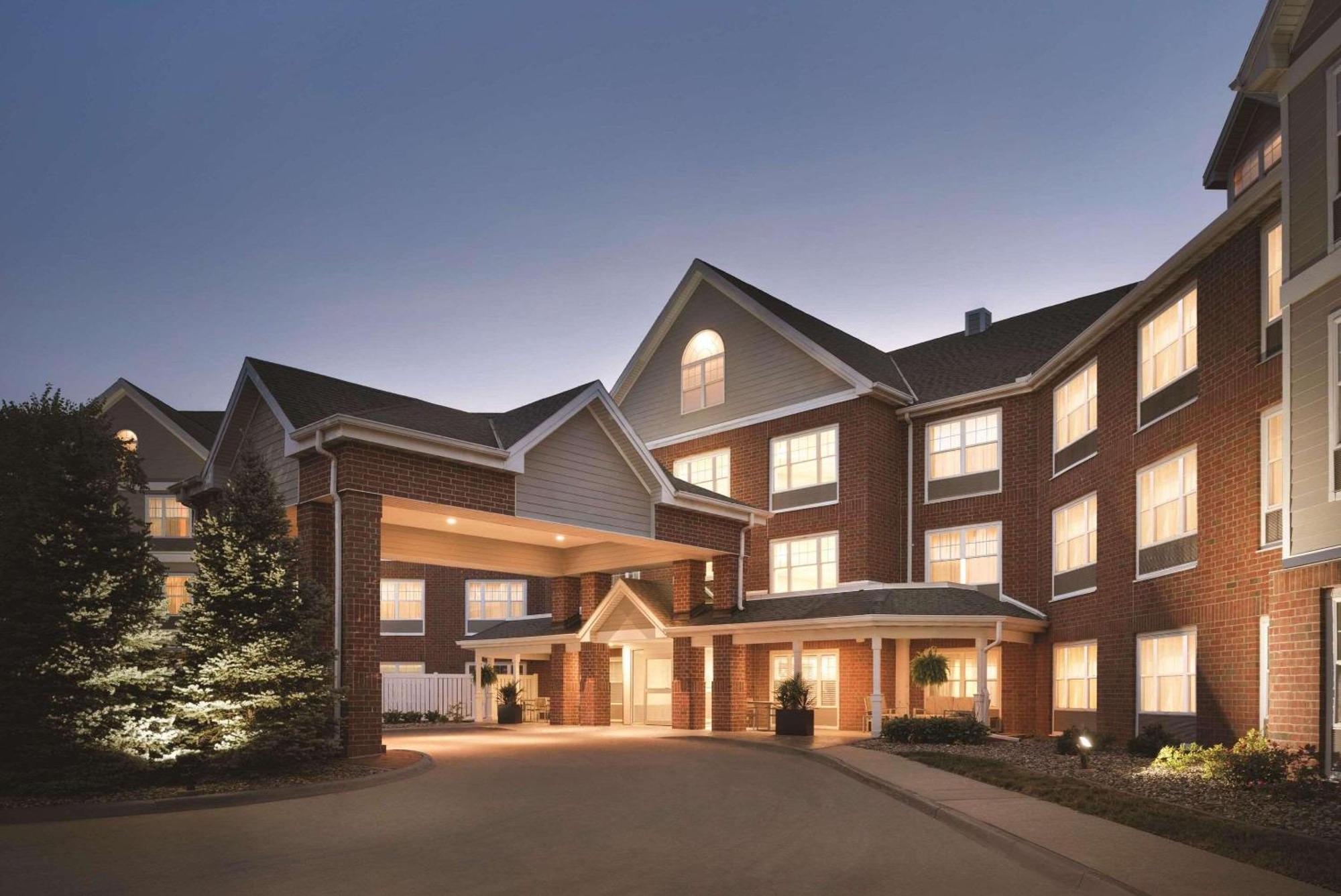 Country Inn & Suites By Radisson, Des Moines West, Ia Clive Εξωτερικό φωτογραφία