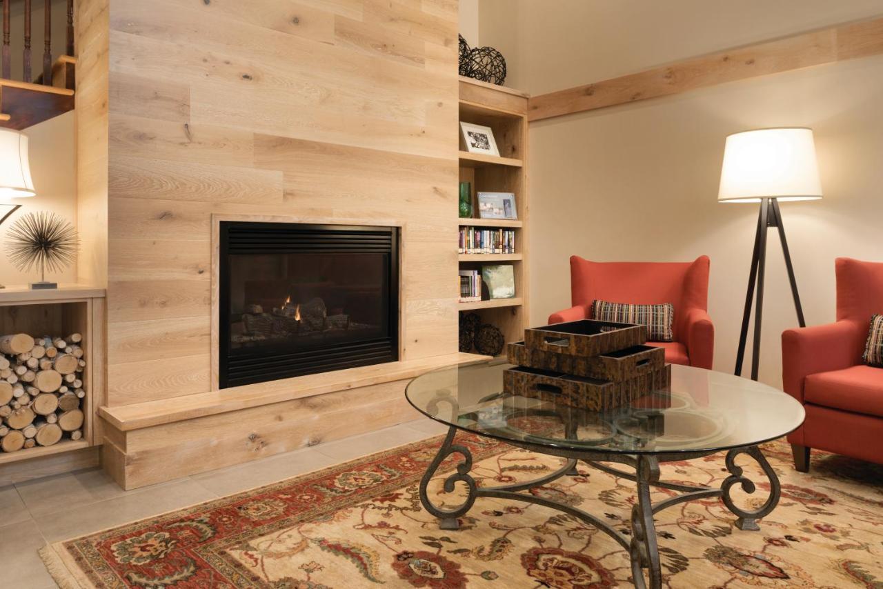 Country Inn & Suites By Radisson, Des Moines West, Ia Clive Εξωτερικό φωτογραφία