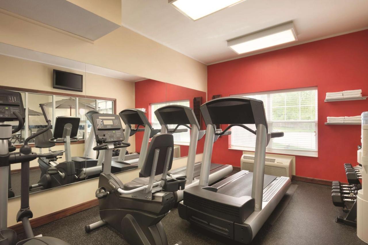 Country Inn & Suites By Radisson, Des Moines West, Ia Clive Εξωτερικό φωτογραφία